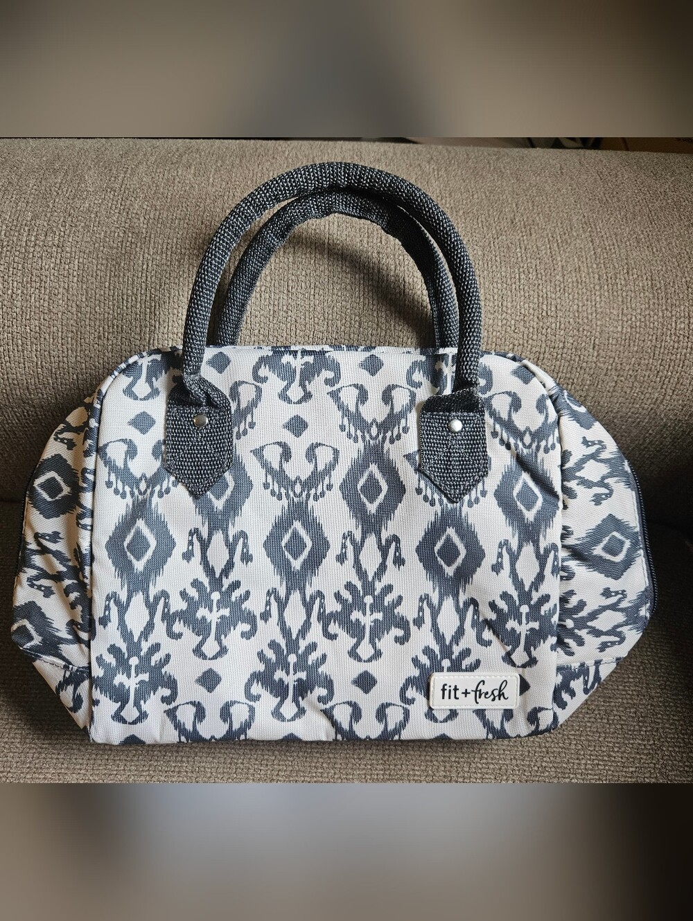 NWOT Fit + Fresh Bloomington Lunch Bag Tote Gray White